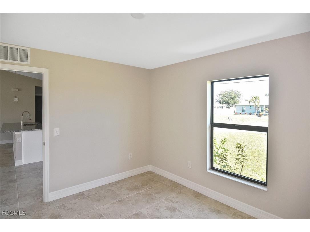 1820 NW 21st Street Cape Coral FL 33993 2025006266 image13