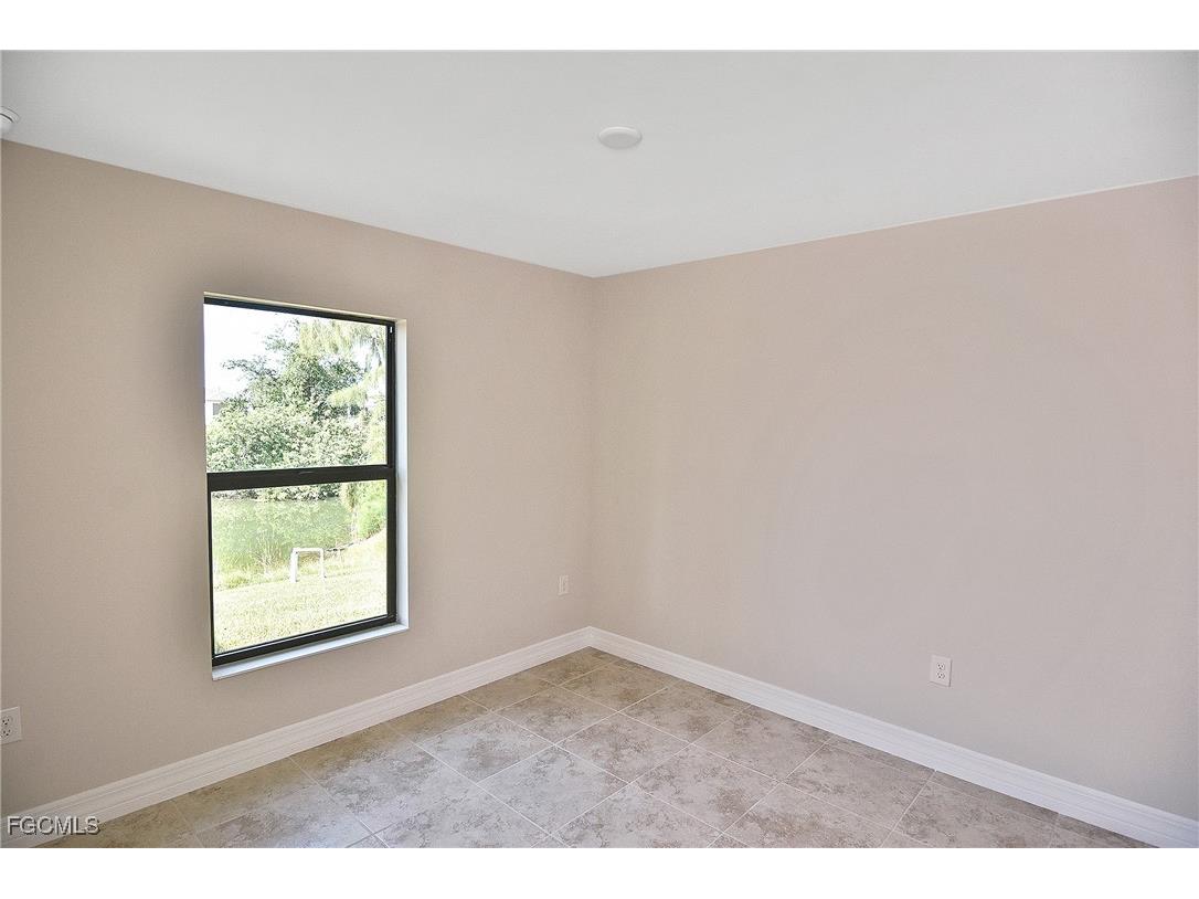 1820 NW 21st Street Cape Coral FL 33993 2025006266 image24