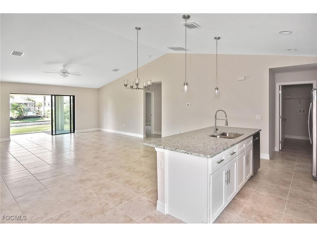 1820 NW 21st Street Cape Coral FL 33993 2025006266 image9