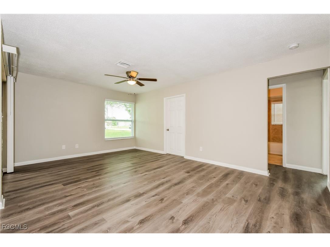 1820 SE 10th Street Cape Coral FL 33990 2025020019 image4