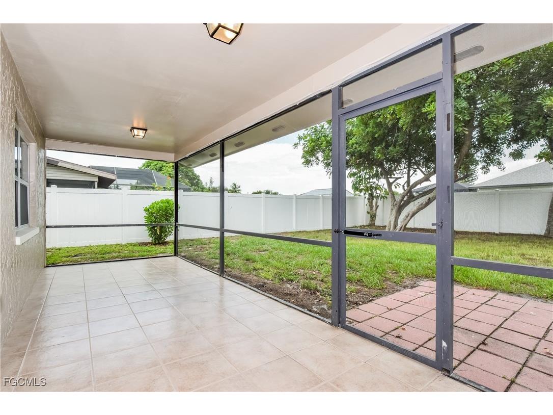 1820 SE 10th Street Cape Coral FL 33990 2025020019 image8