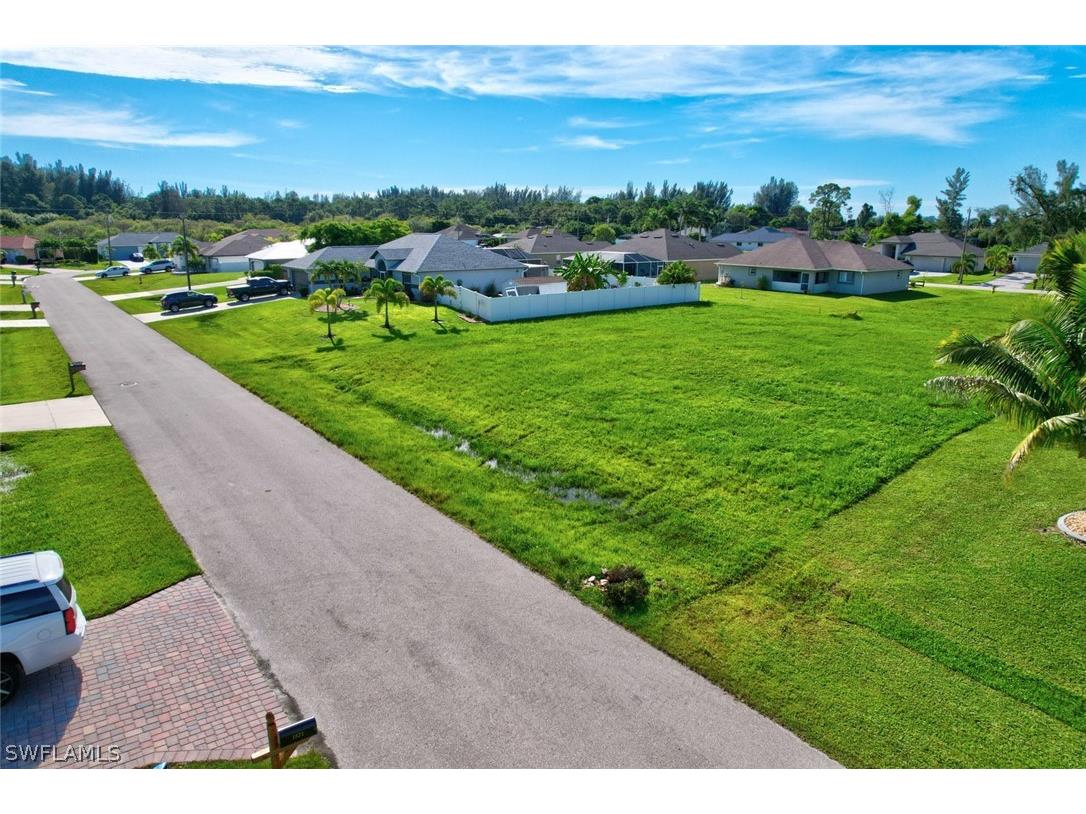 1820 SW 10th Terrace Cape Coral FL 33991 222066207 image1