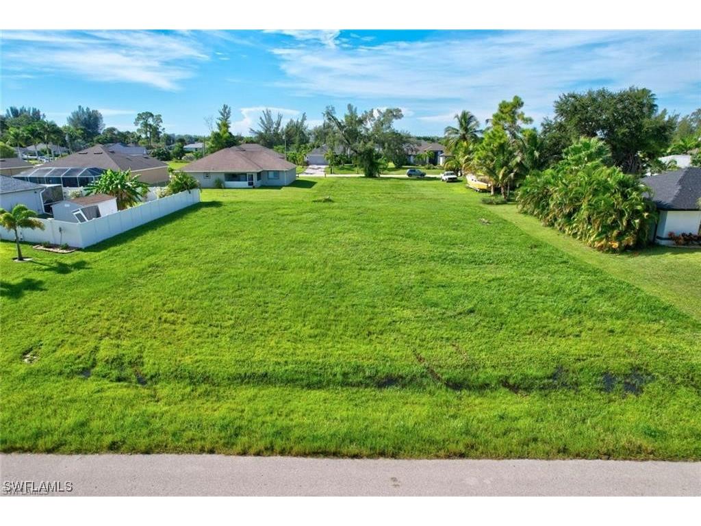 1820 SW 10th Terrace Cape Coral FL 33991 224019711 image1