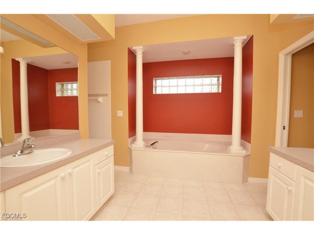 1820 SW 29th Terrace Cape Coral FL 33914 2025025314 image13