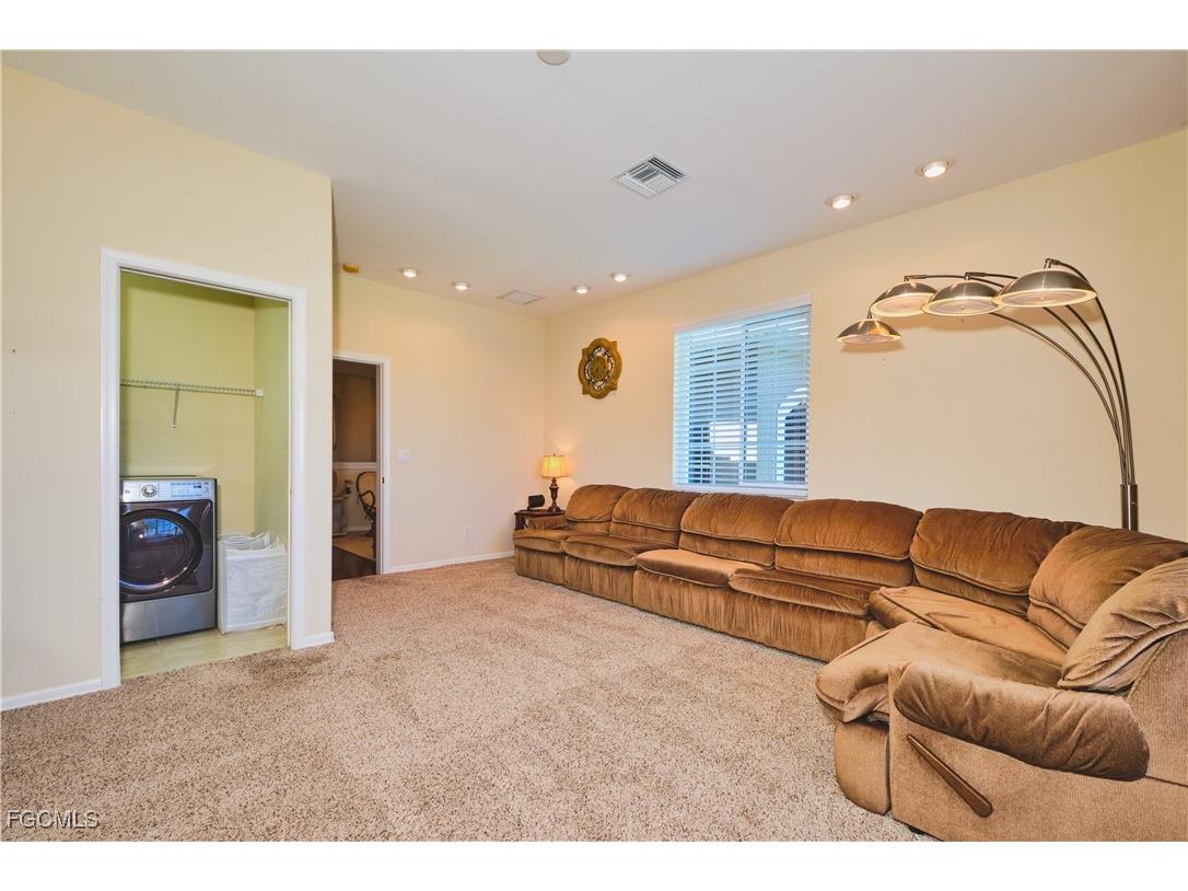 1820 SW 49th Terrace Cape Coral FL 33914 2025005457 image26