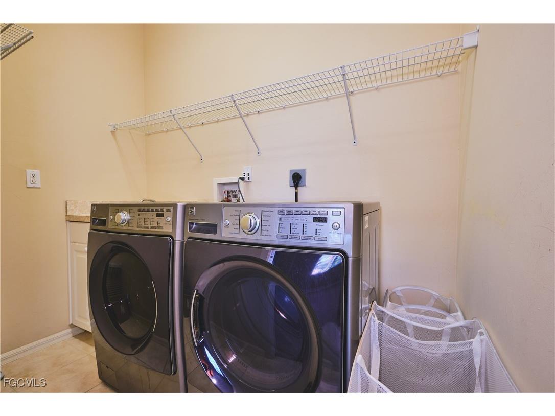 1820 SW 49th Terrace Cape Coral FL 33914 2025005457 image27