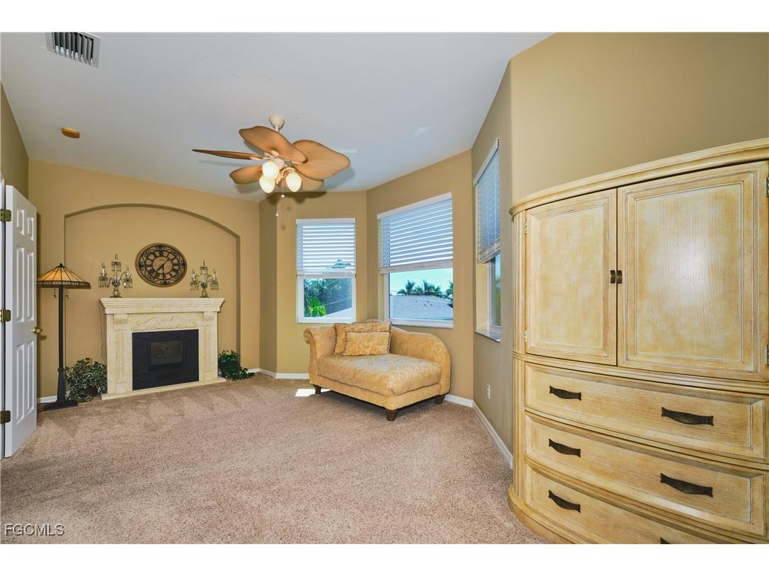 1820 SW 49th Terrace Cape Coral FL 33914 2025005457 image30