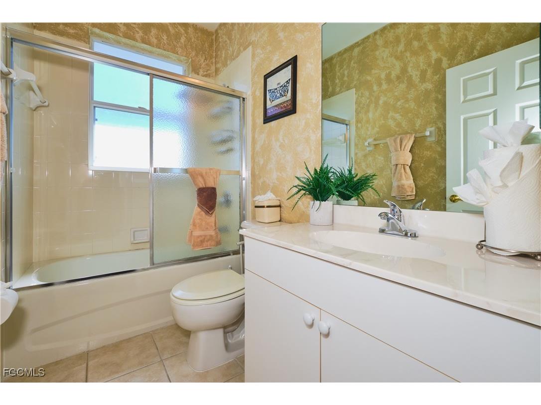 1820 SW 49th Terrace Cape Coral FL 33914 2025005457 image38