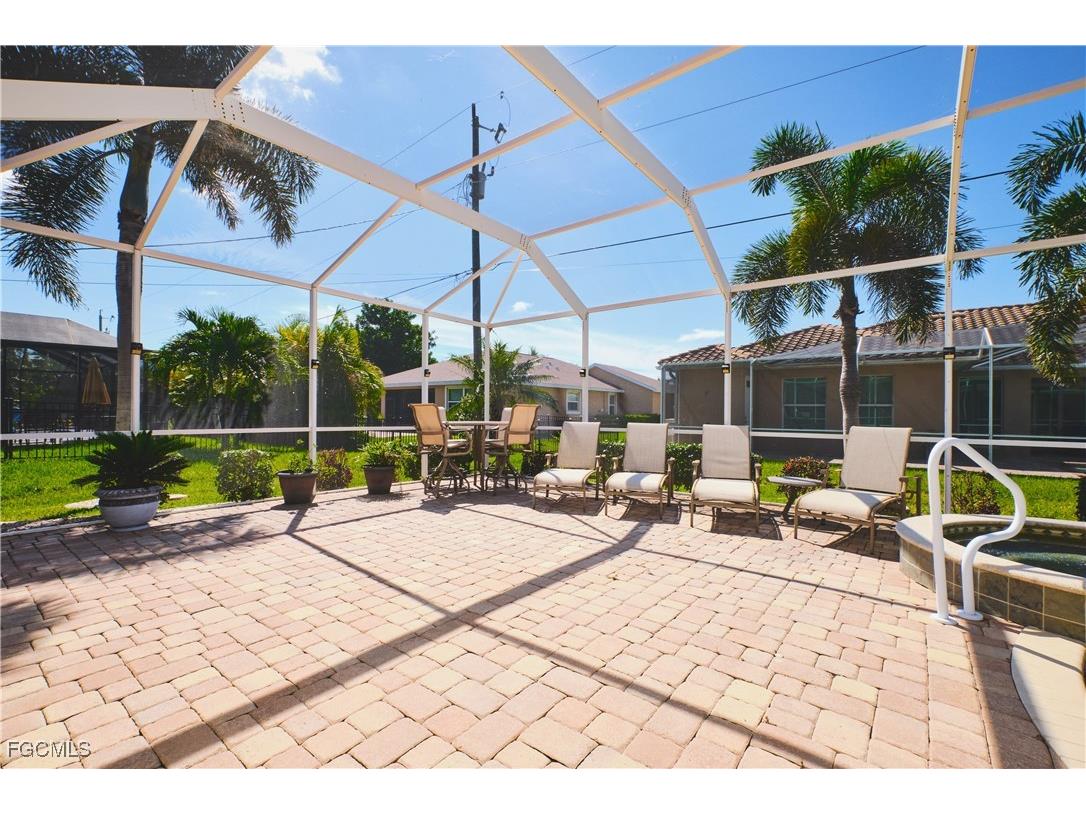 1820 SW 49th Terrace Cape Coral FL 33914 2025005457 image47