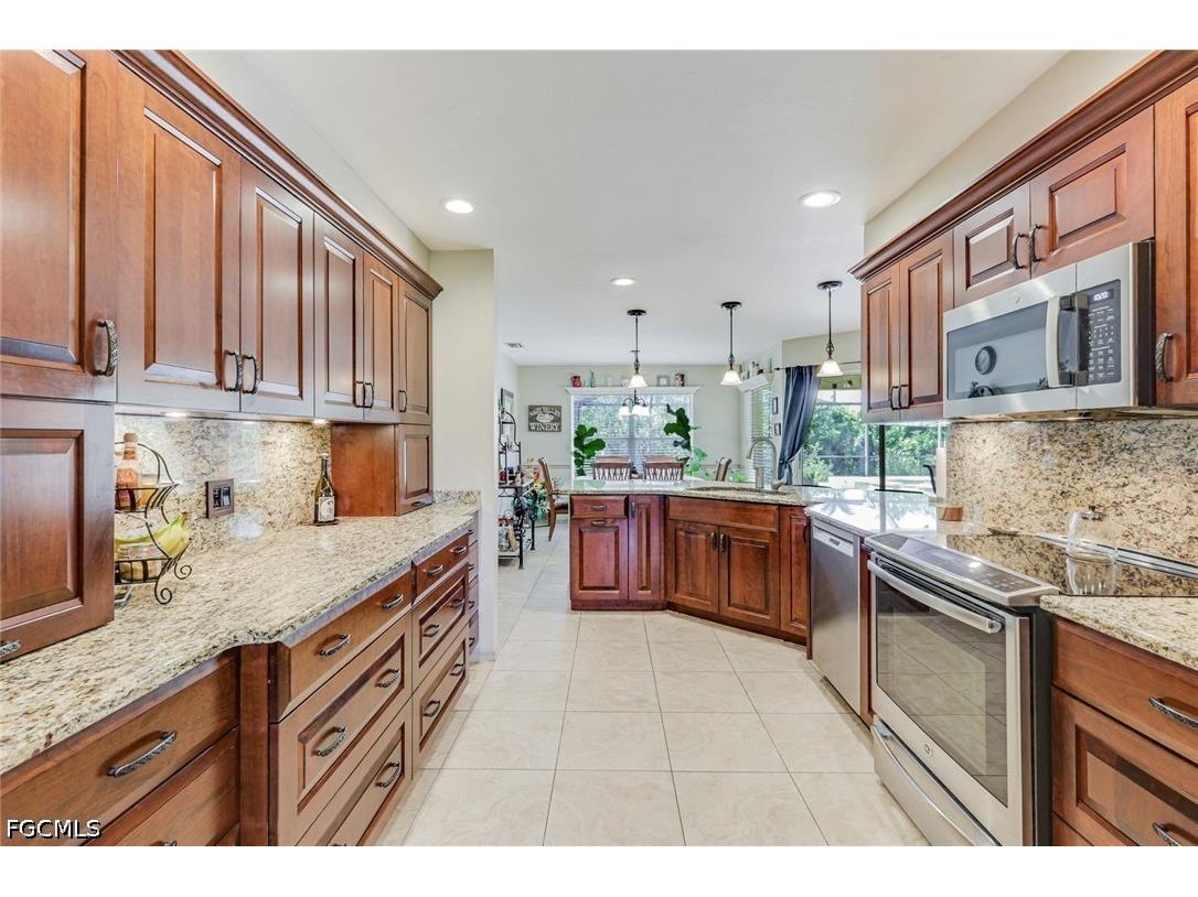 1820 SW 51st Street Cape Coral FL 33914 2026025414 image9