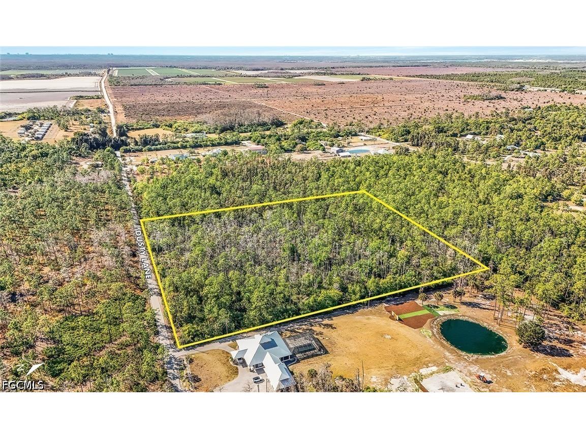 18203 Dusty Lane Estero FL 34142 2026018707 image1