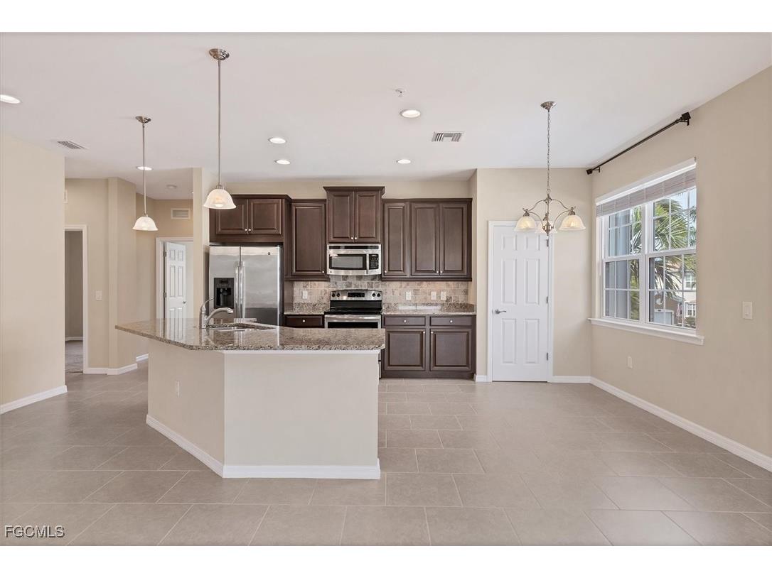 18206 Creekside Preserve Loop #201 Fort Myers FL 33908 2025007304 image10