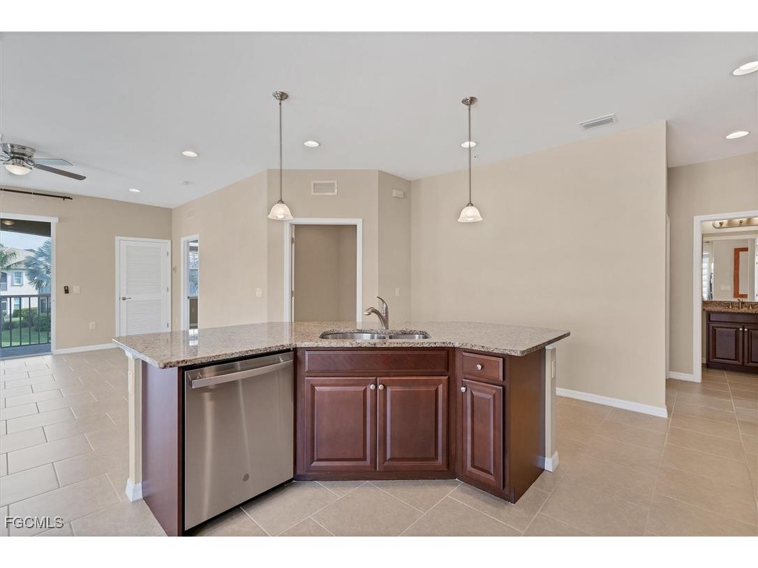 18206 Creekside Preserve Loop #201 Fort Myers FL 33908 2025007304 image14