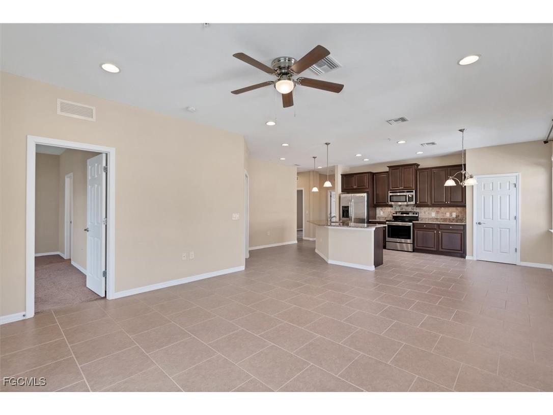 18206 Creekside Preserve Loop #201 Fort Myers FL 33908 2025007304 image9