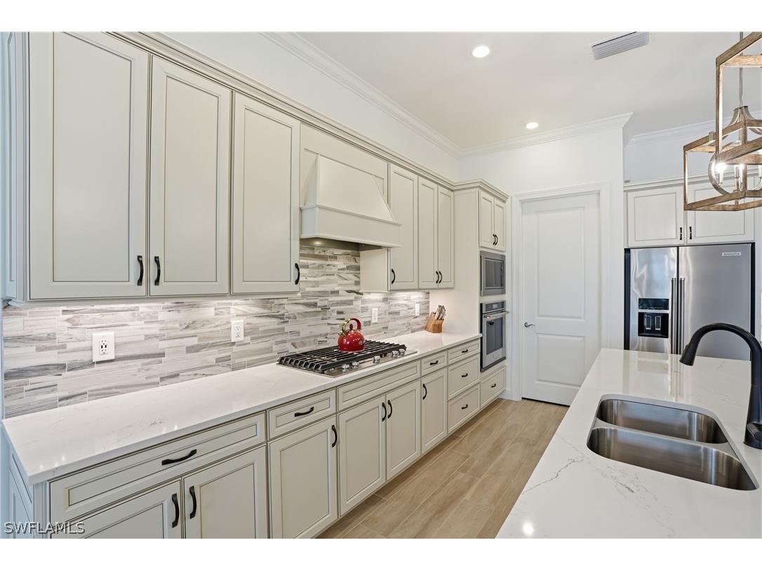 1821 Amador Court Naples FL 34120 226007705 image15
