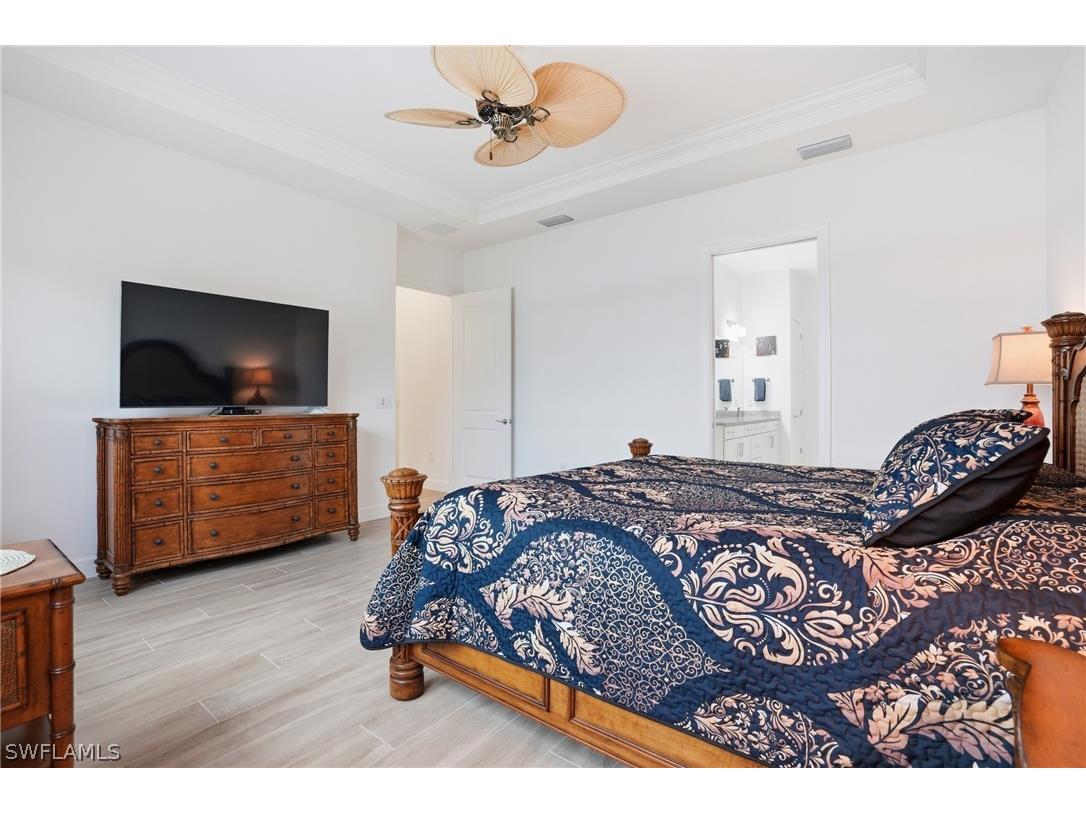 1821 Amador Court Naples FL 34120 226007705 image21