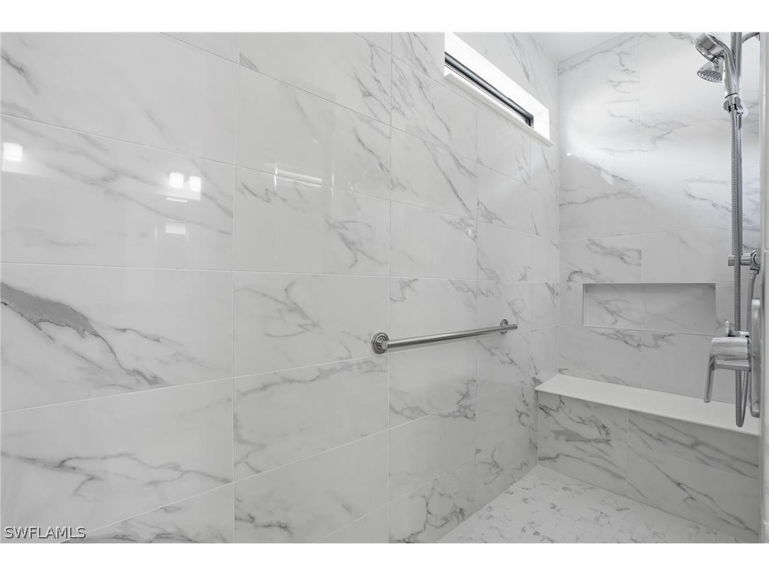 1821 Amador Court Naples FL 34120 226007705 image25