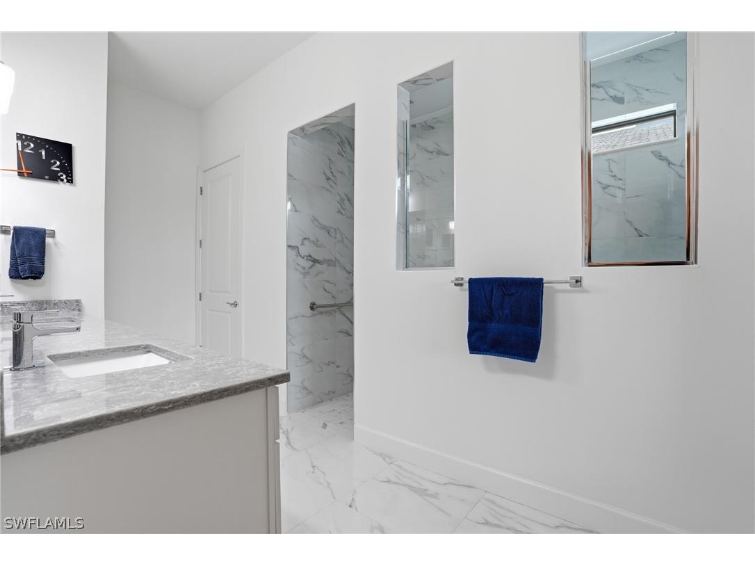 1821 Amador Court Naples FL 34120 226007705 image26