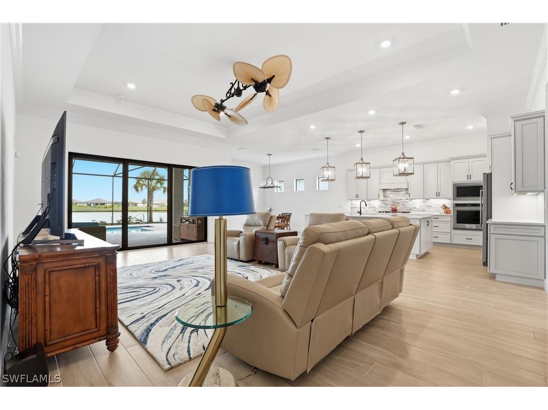 1821 Amador Court Naples FL 34120 226007705 image5