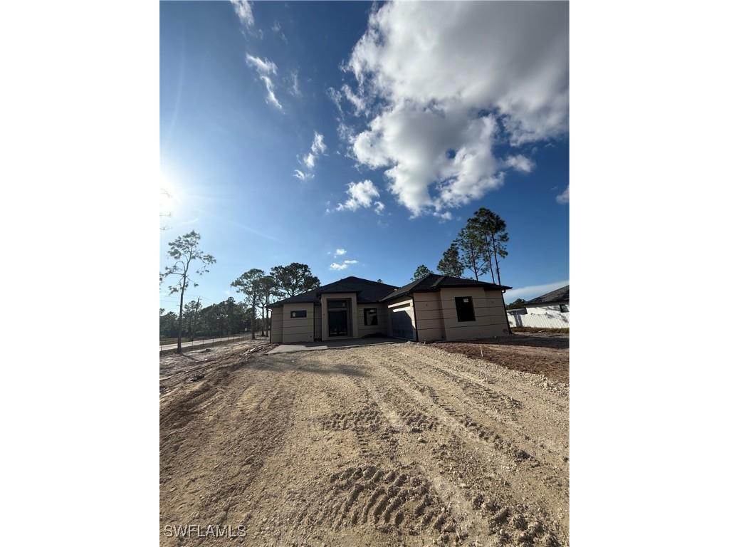 1821 Desoto Boulevard N Naples FL 34120 225080716 image1