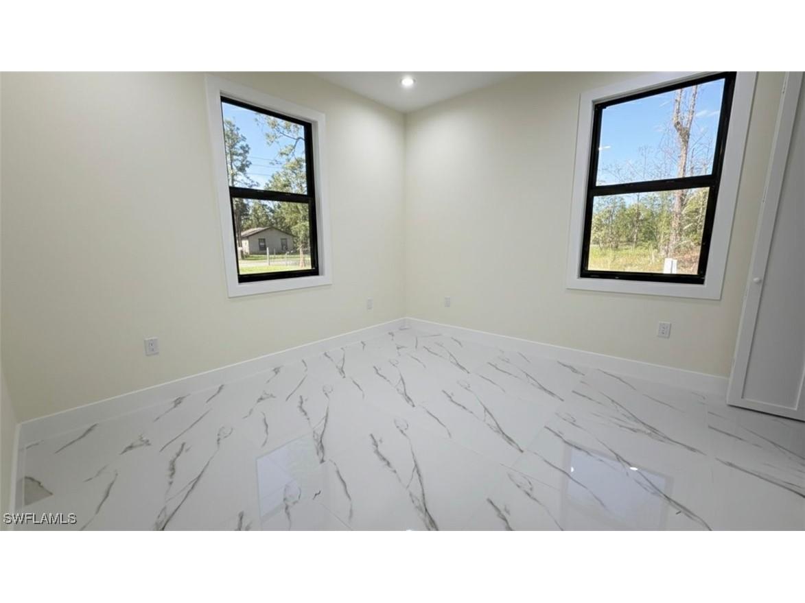 1821 Desoto Boulevard N Naples FL 34120 225082953 image15