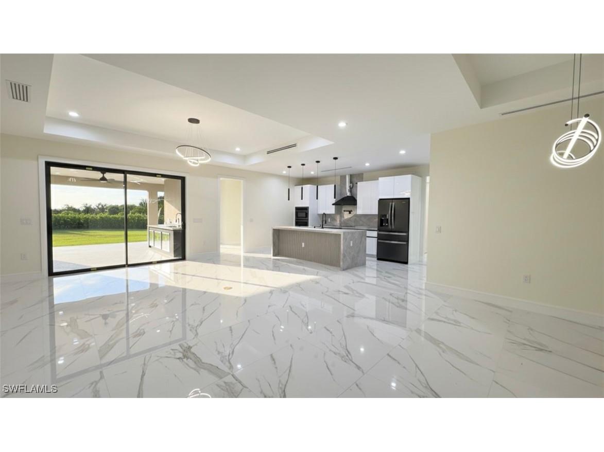 1821 Desoto Boulevard N Naples FL 34120 225082953 image7