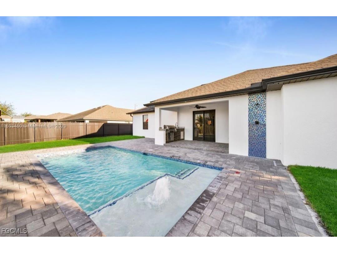 1821 NE 13th Avenue Cape Coral FL 33909 2025000070 image3