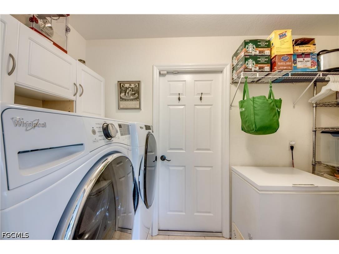 1821 NW 1st Place Cape Coral FL 33993 2026023839 image32