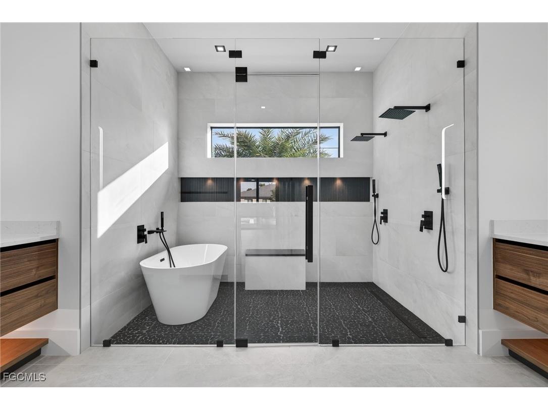 1821 SW 25th Terrace Cape Coral FL 33914 2025024509 image25