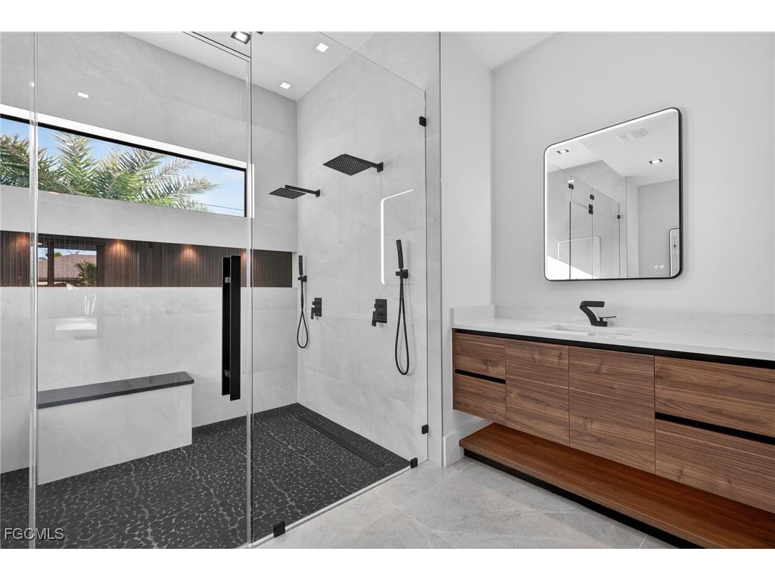 1821 SW 25th Terrace Cape Coral FL 33914 2025024509 image27