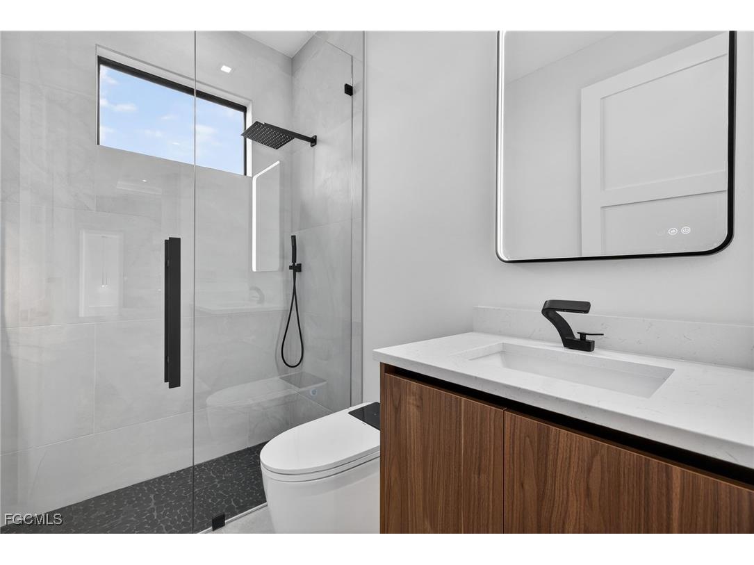 1821 SW 25th Terrace Cape Coral FL 33914 2025024509 image29