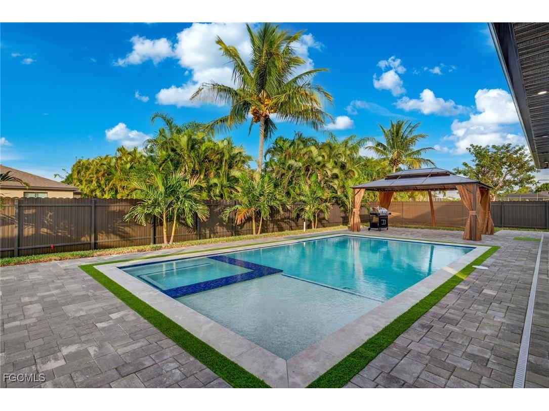 1821 SW 25th Terrace Cape Coral FL 33914 2025024509 image39