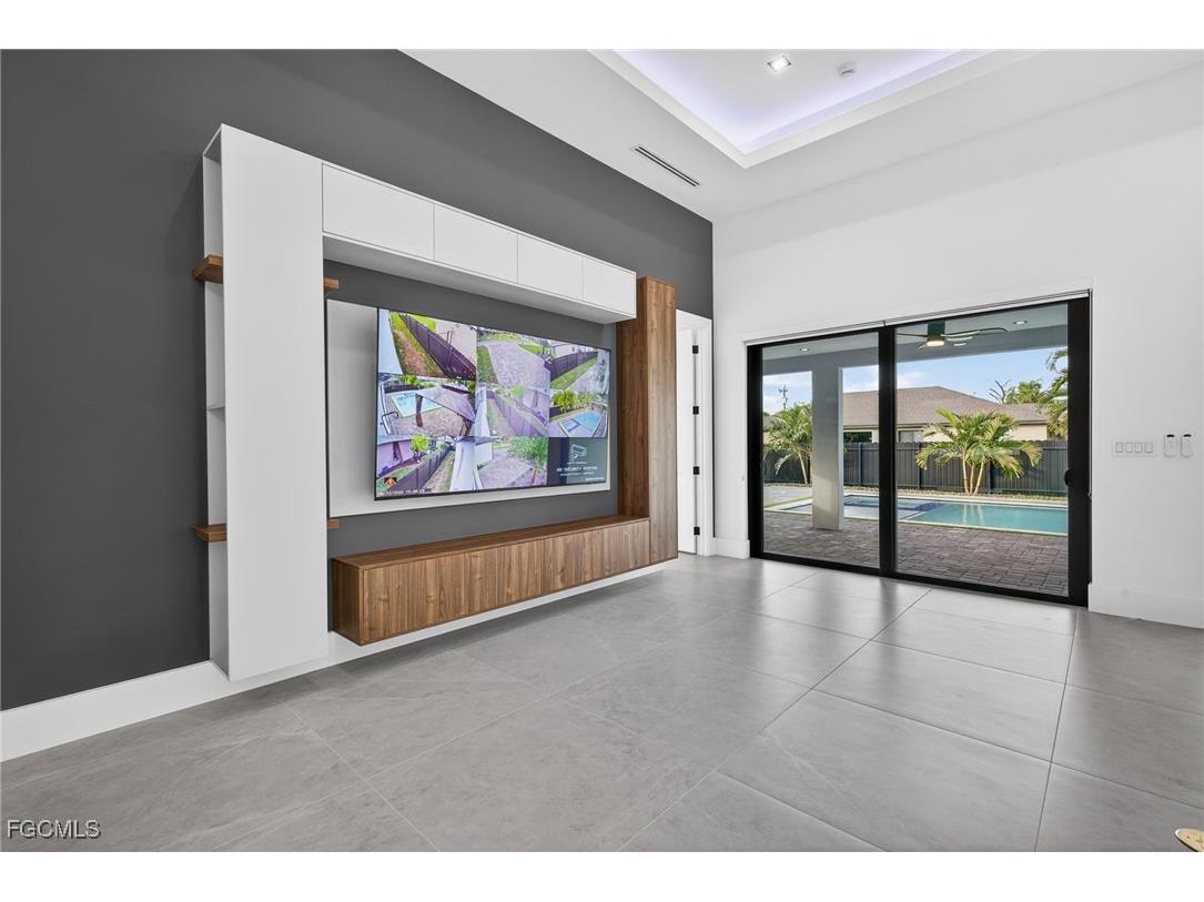 1821 SW 25th Terrace Cape Coral FL 33914 2025024509 image7