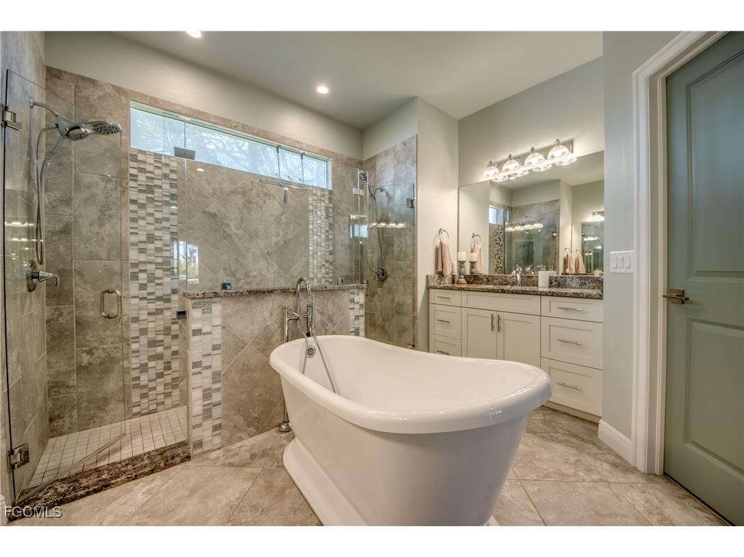 1821 SW 28th Lane Cape Coral FL 33914 2026006299 image20