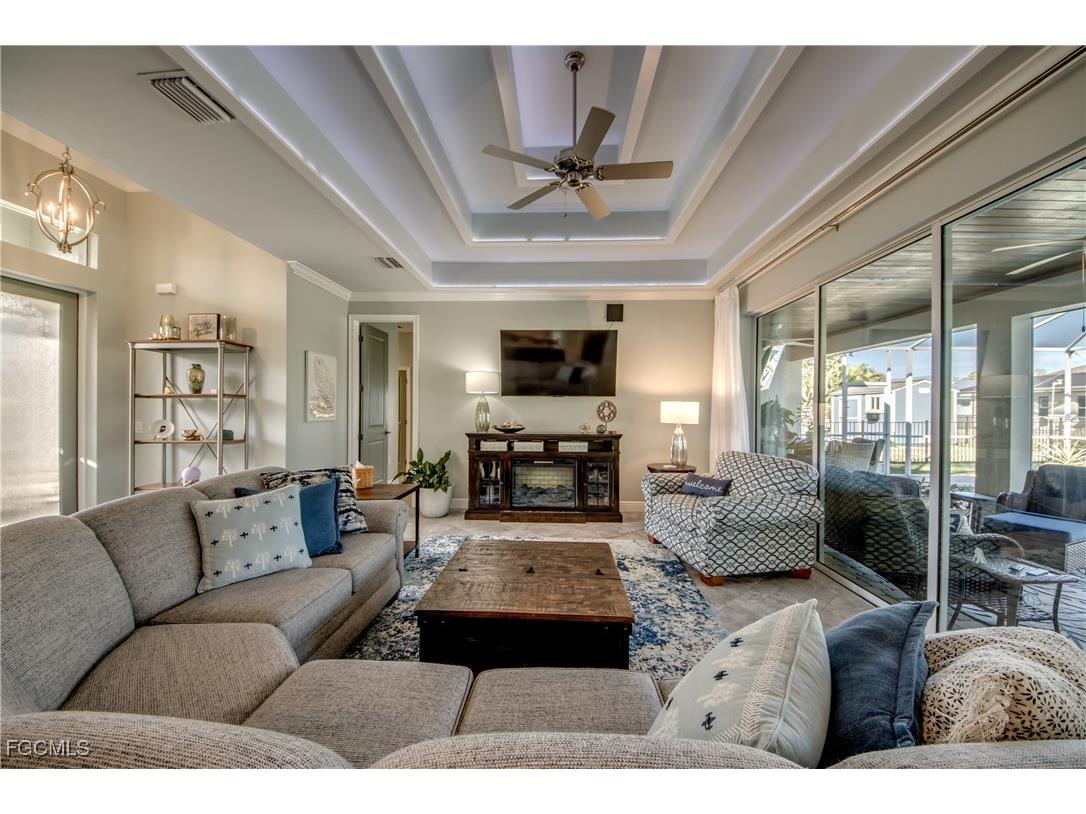 1821 SW 28th Lane Cape Coral FL 33914 2026006299 image5