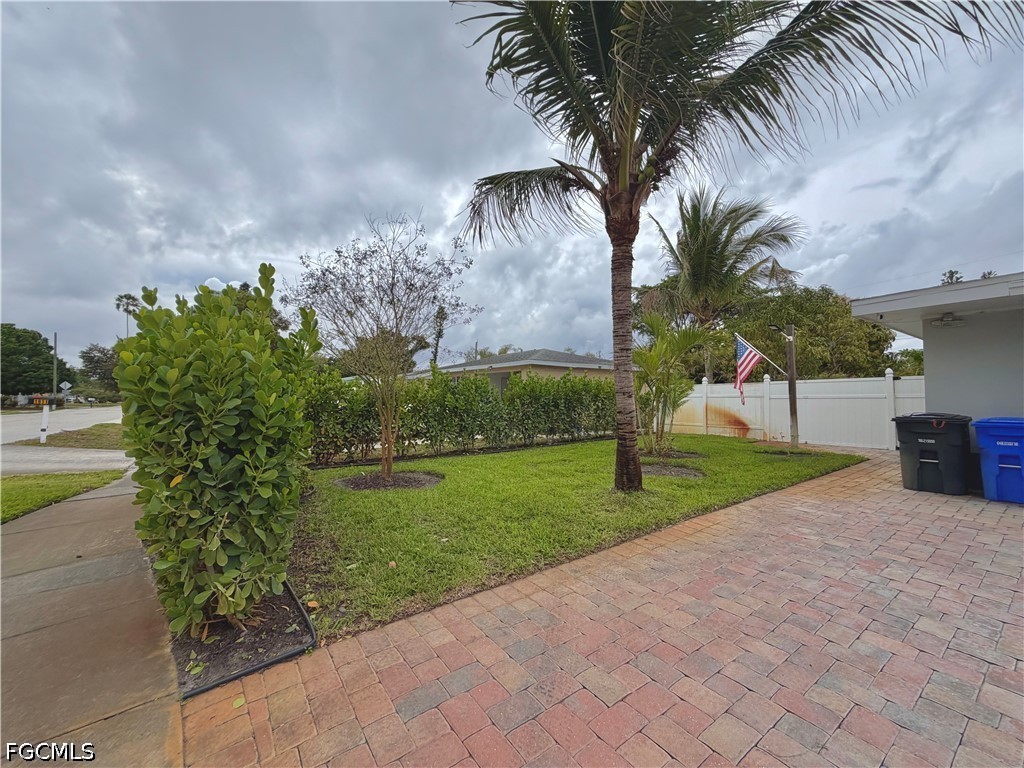 1821 Winkler Avenue Fort Myers FL 33901 2026016486 image25