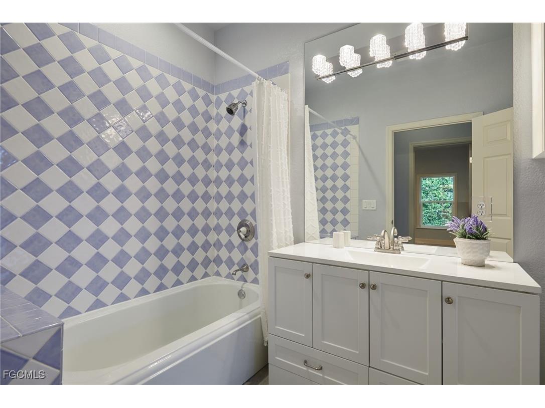 18210 Chesapeake Court Fort Myers FL 33908 2025001453 image9