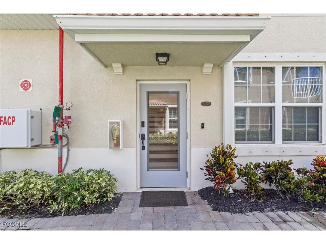 18213 Creekside Preserve Loop #202 Fort Myers FL 33908 2025021718 image4