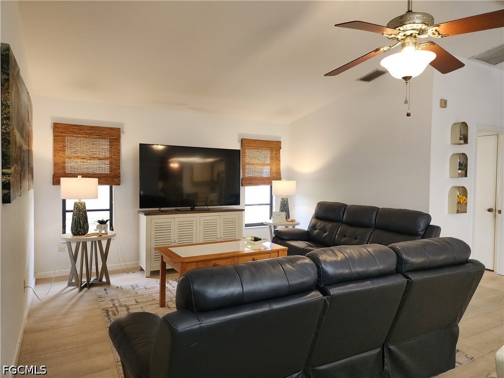 1822 SE 11th Terrace Cape Coral FL 33990 2026027367 image24