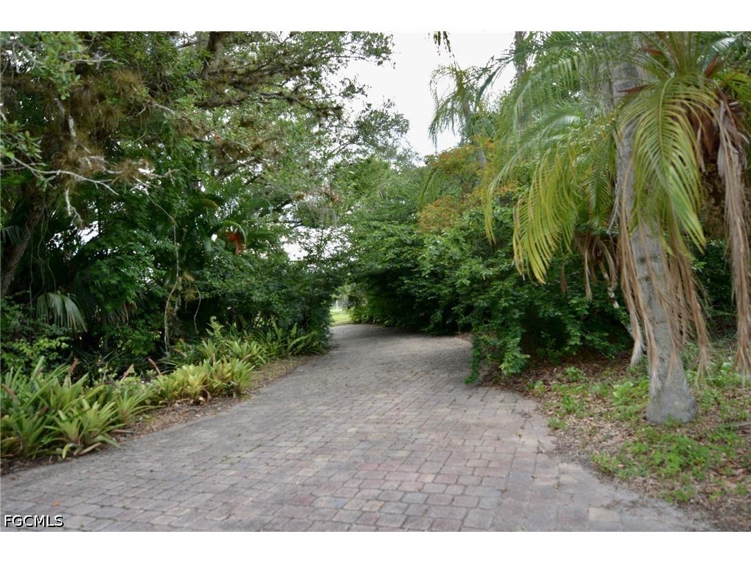 18220 Elmwood Drive Alva FL 33920 2026018191 image48