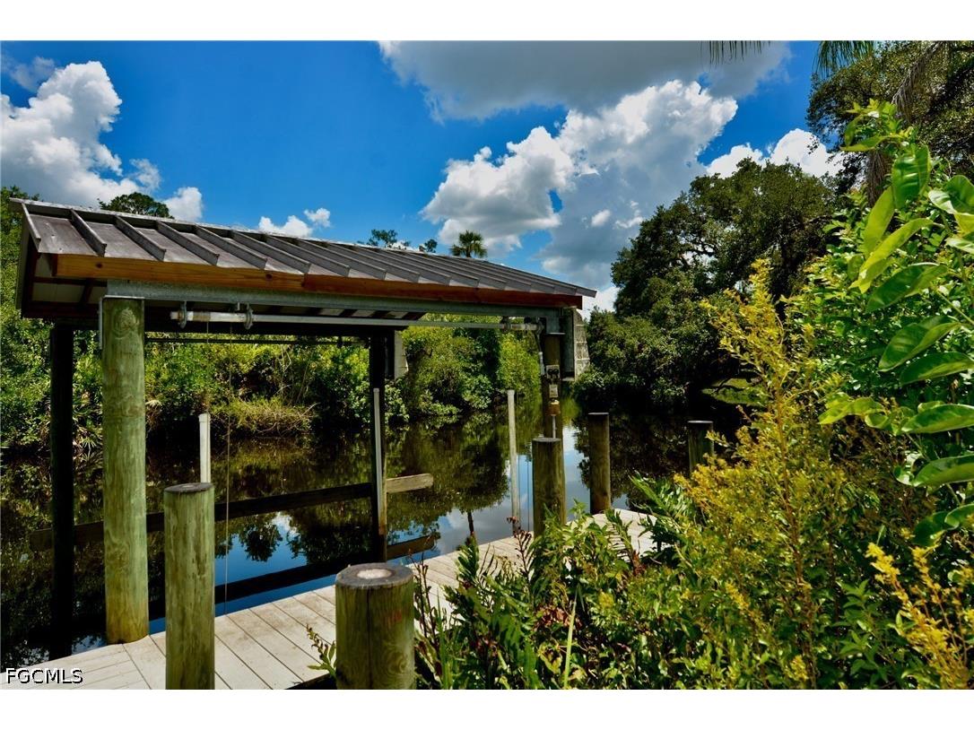 18220 Elmwood Drive Alva FL 33920 2026018191 image9