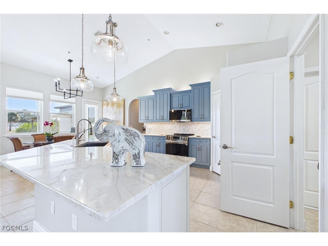 18220 Riverchase Court Alva FL 33920 2026005769 image15
