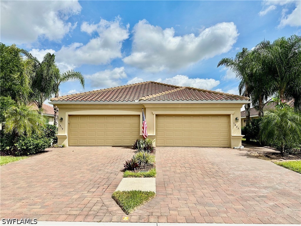 1823 Alameda Drive Naples FL 34120 226016447 image1