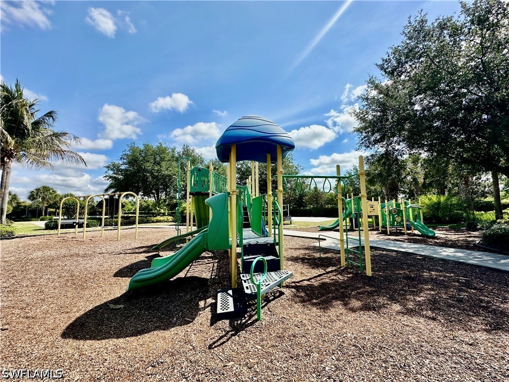 1823 Alameda Drive Naples FL 34120 226016447 image35