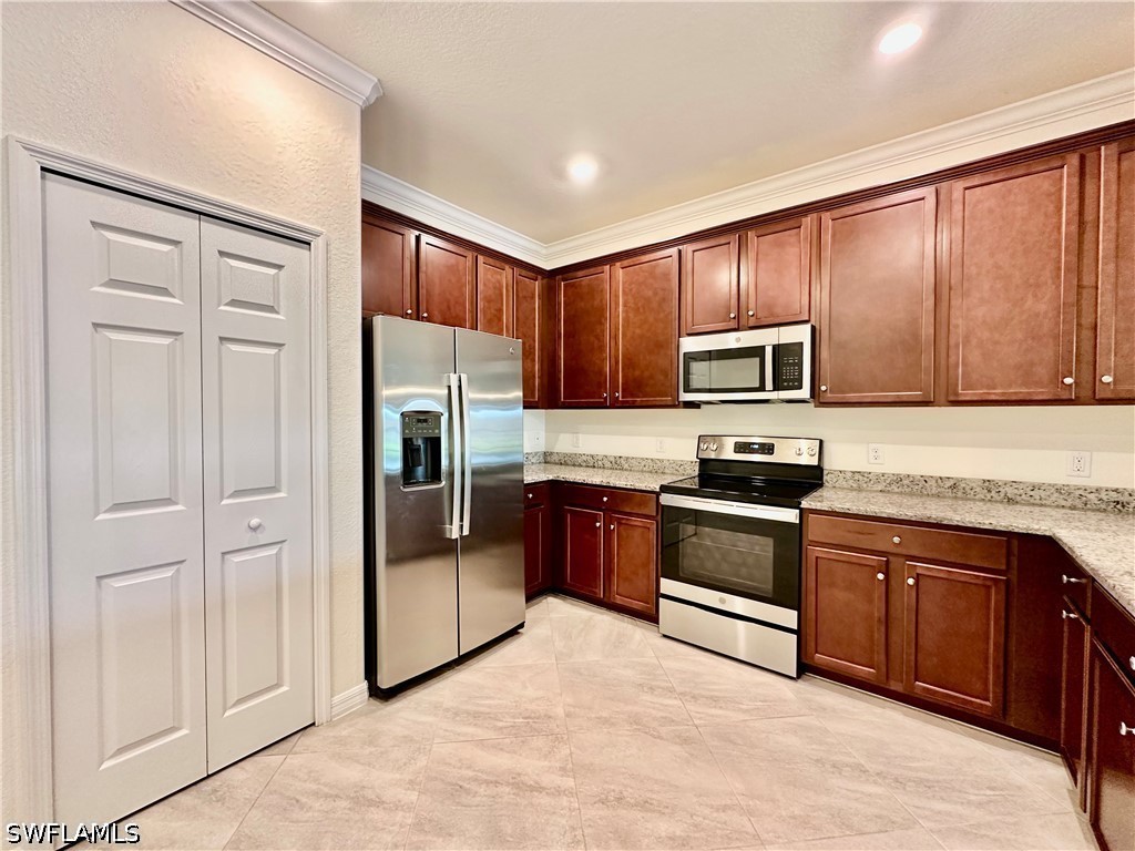 1823 Alameda Drive Naples FL 34120 226016447 image6