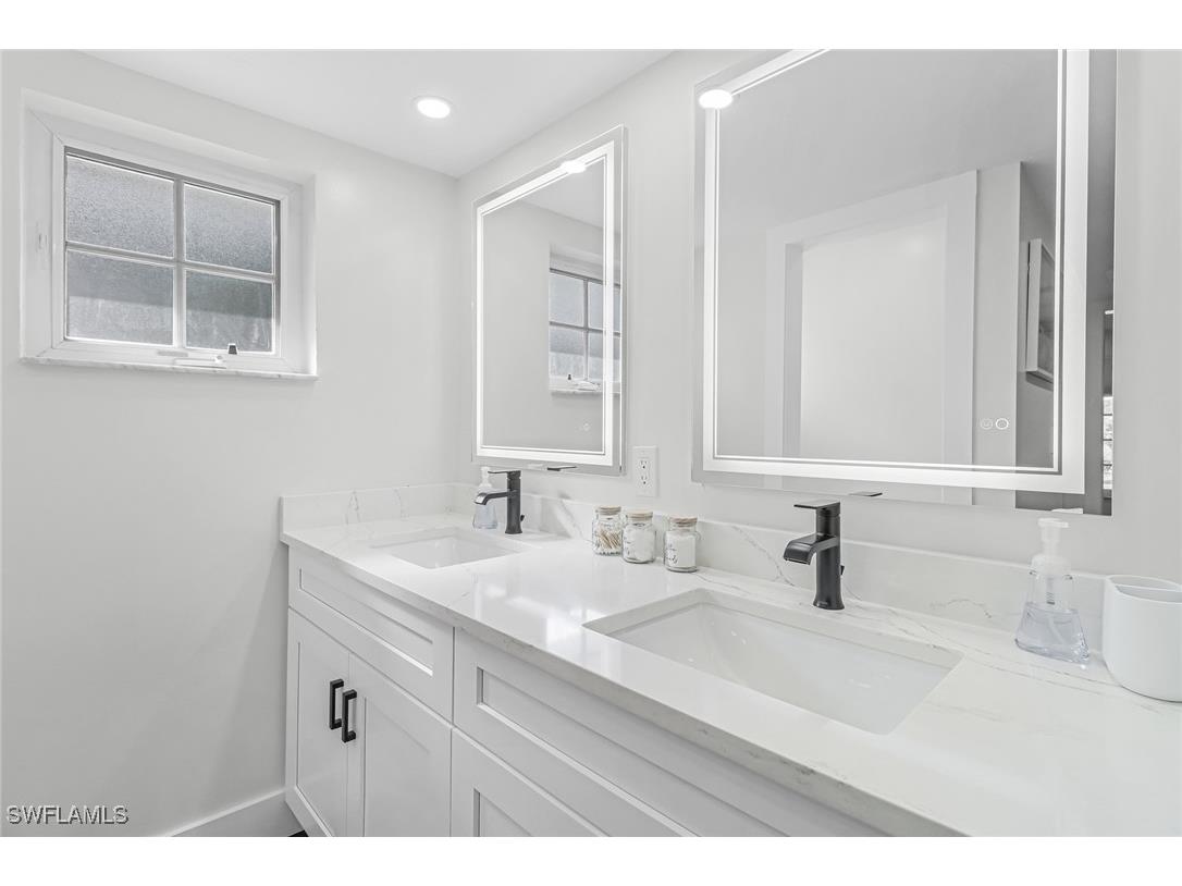 1823 Hurricane Harbor Lane Naples FL 34102 225069541 image17