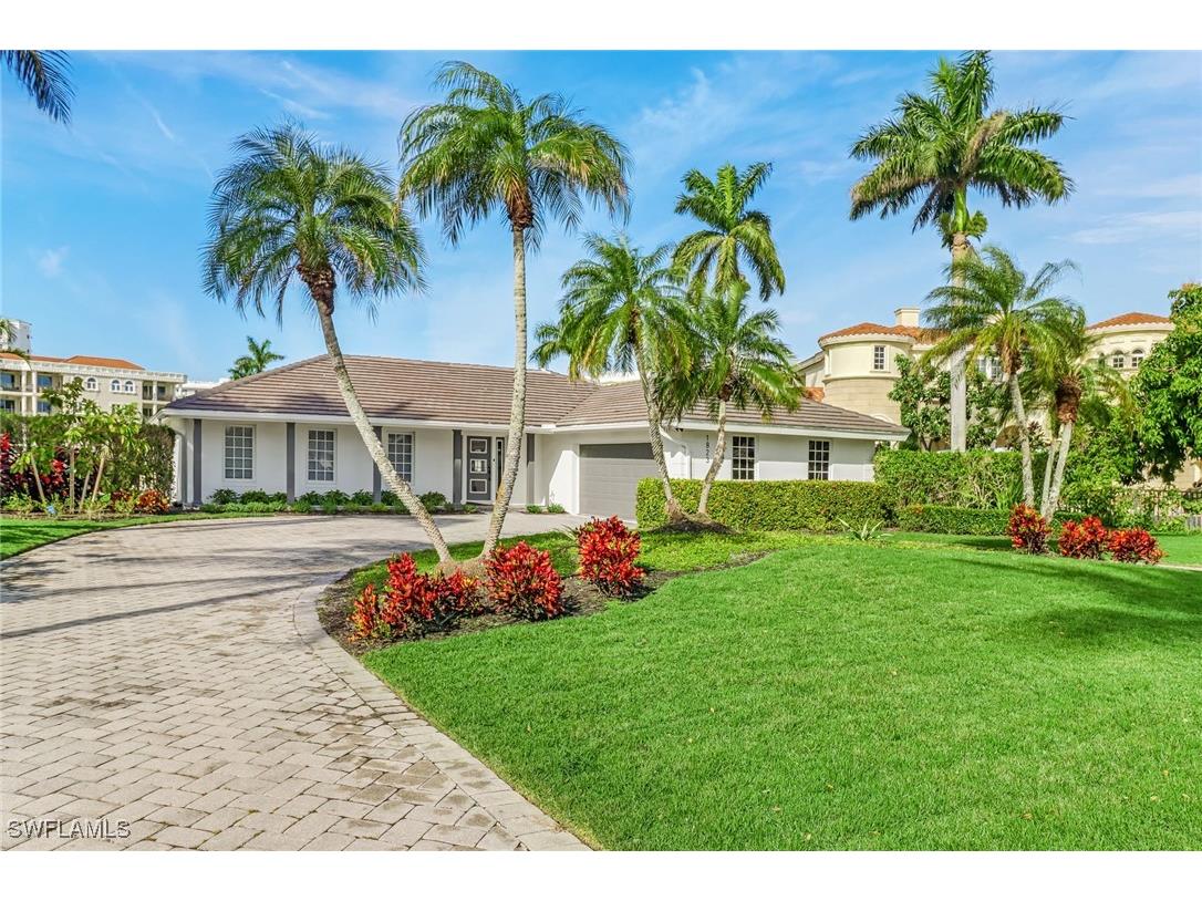 1823 Hurricane Harbor Lane Naples FL 34102 225069541 image2