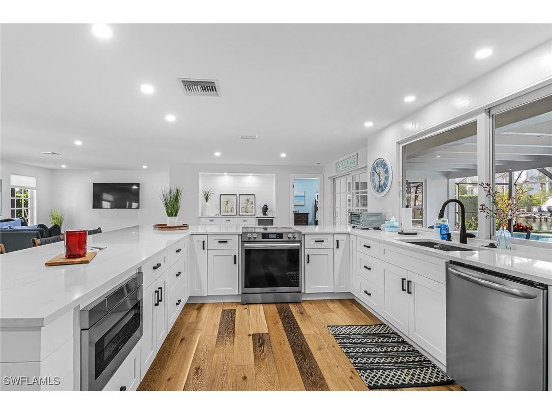 1823 Hurricane Harbor Lane Naples FL 34102 225069541 image9