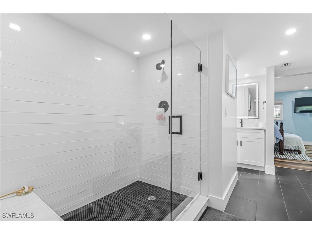 1823 Hurricane Harbor Lane Naples FL 34102 225069542 image18