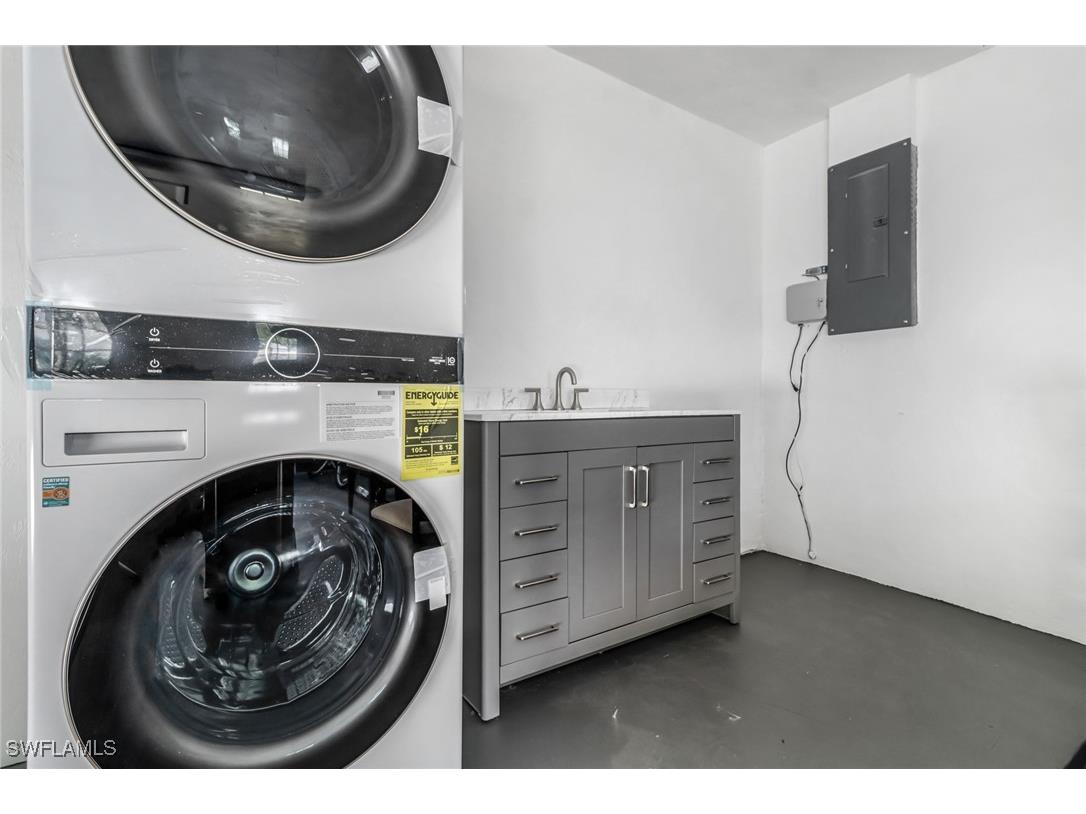 1823 Hurricane Harbor Lane Naples FL 34102 225069542 image23